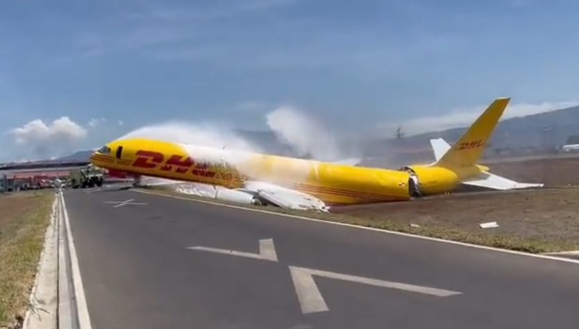 avion - costa rica