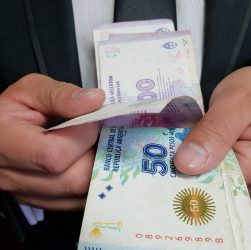 argentinos - dinero