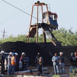 Mineros
