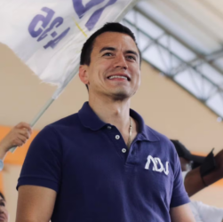 Daniel Noboa sonríe durante campaña. FOTO: FUENTE EXTERNA